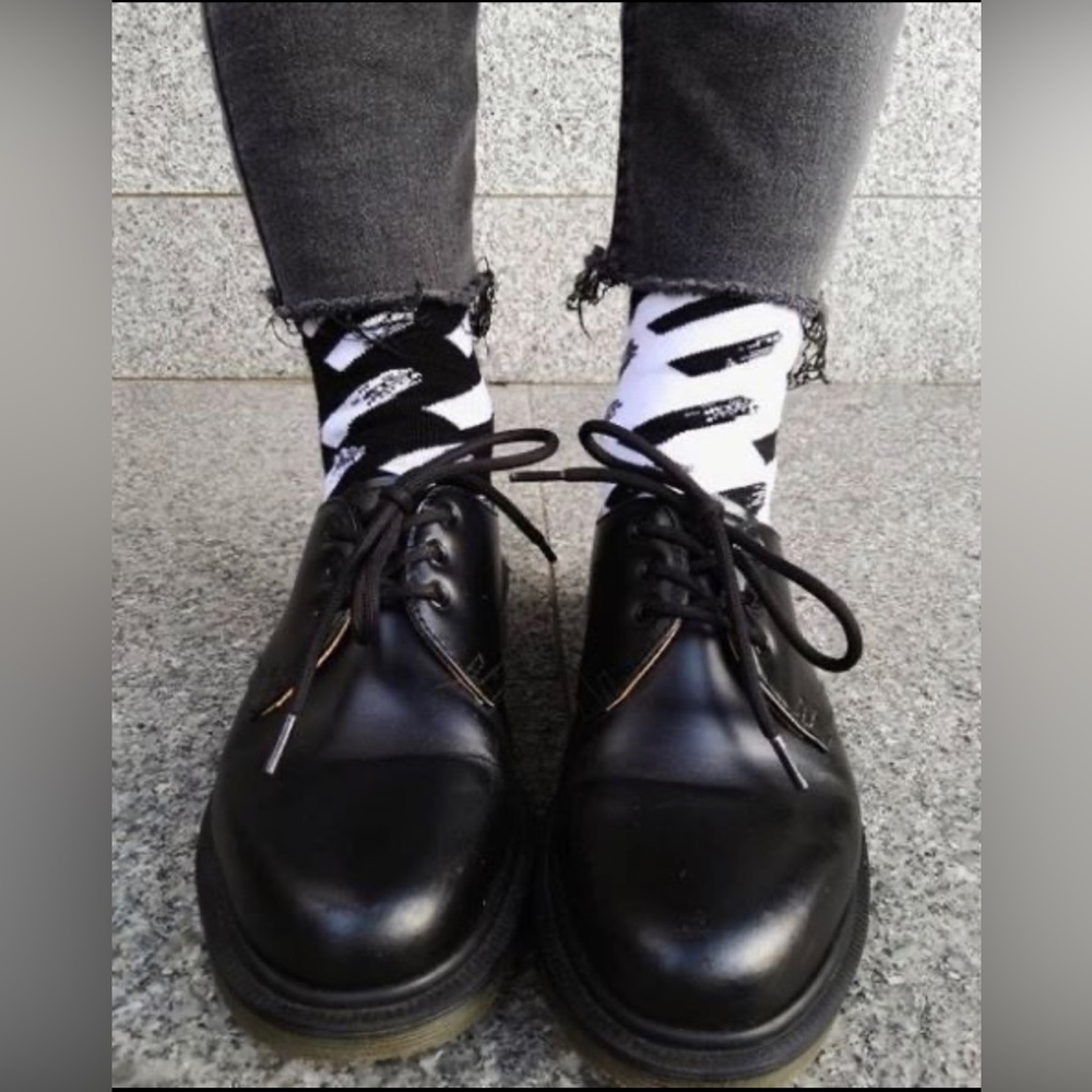 Dr. Martens 1925 Steel Toe Derby